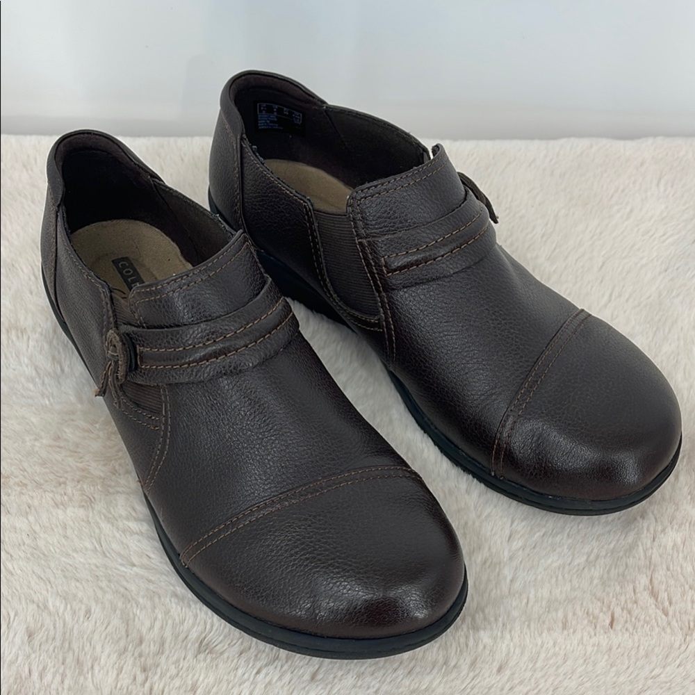 Clarks Womens size 8 Brown Leather Slip on Shoes